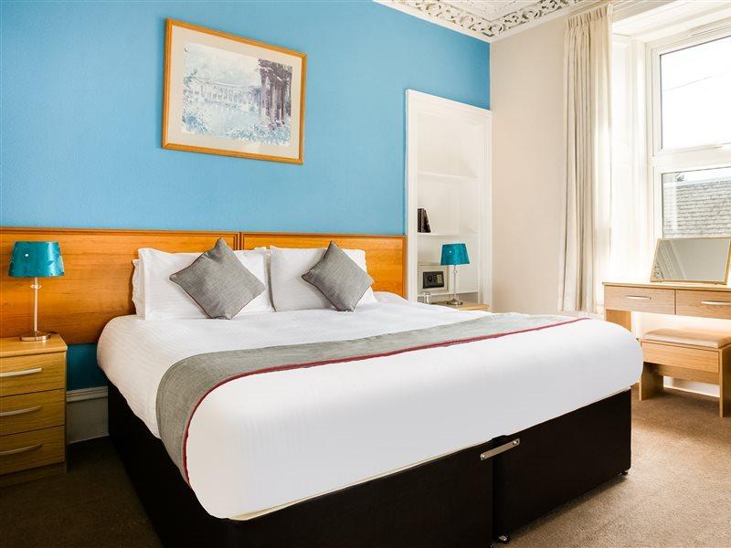OYO Corner Hotel Carnoustie Eksteriør bilde