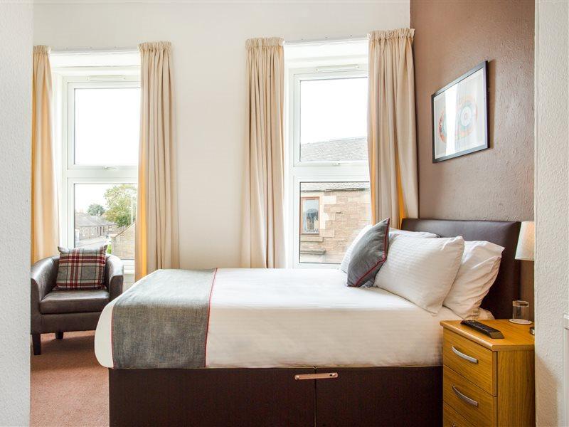 OYO Corner Hotel Carnoustie Eksteriør bilde