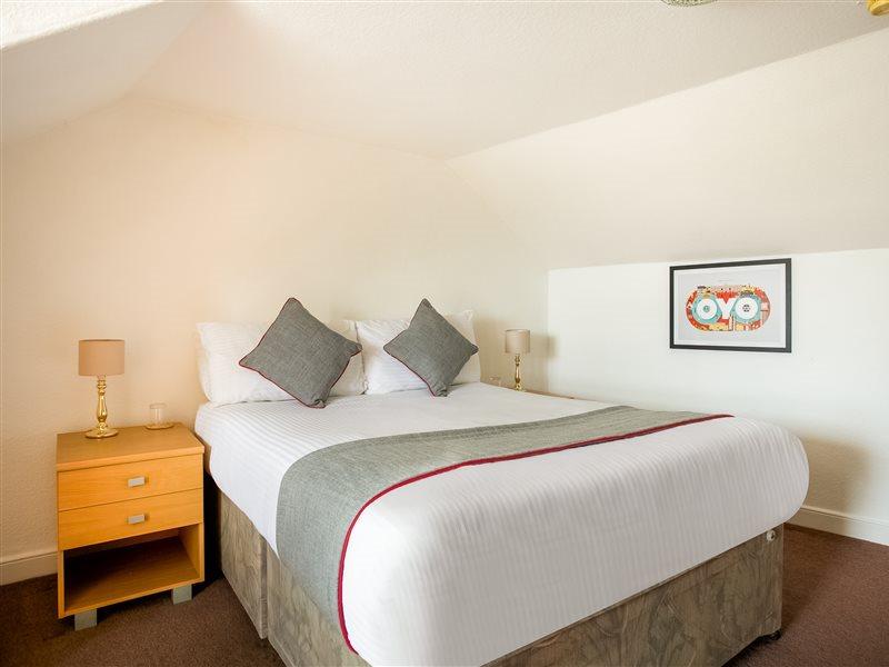 OYO Corner Hotel Carnoustie Eksteriør bilde