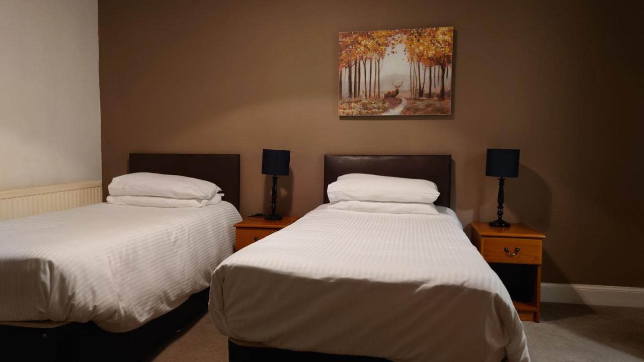 OYO Corner Hotel Carnoustie Eksteriør bilde