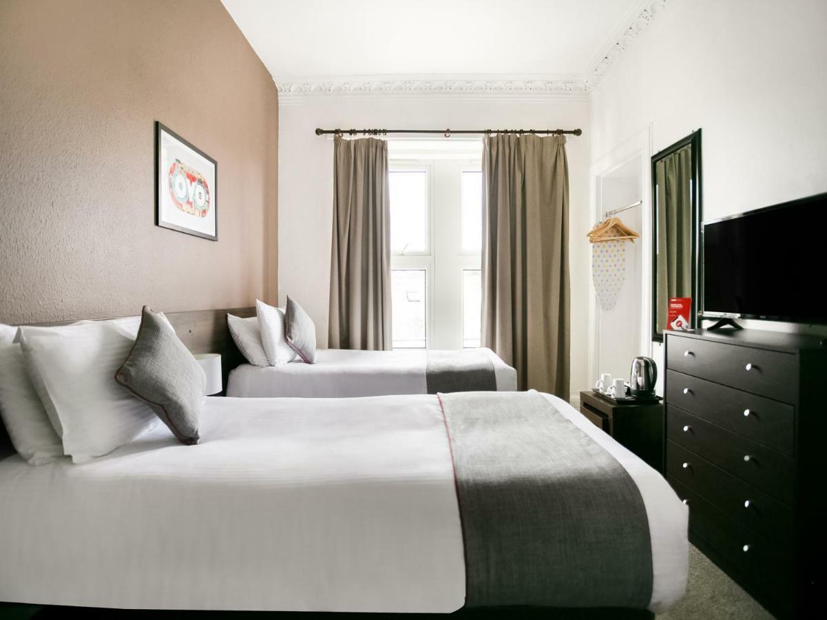 OYO Corner Hotel Carnoustie Eksteriør bilde