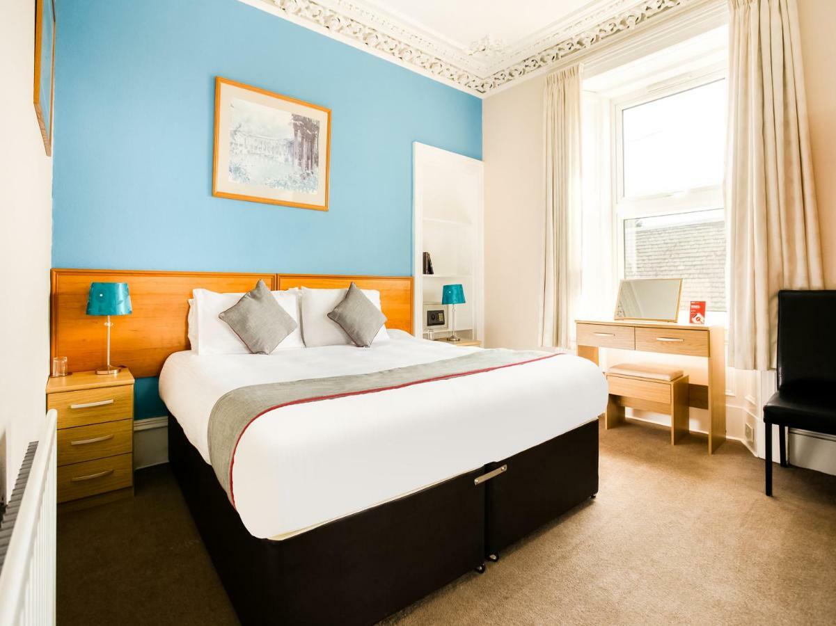OYO Corner Hotel Carnoustie Eksteriør bilde