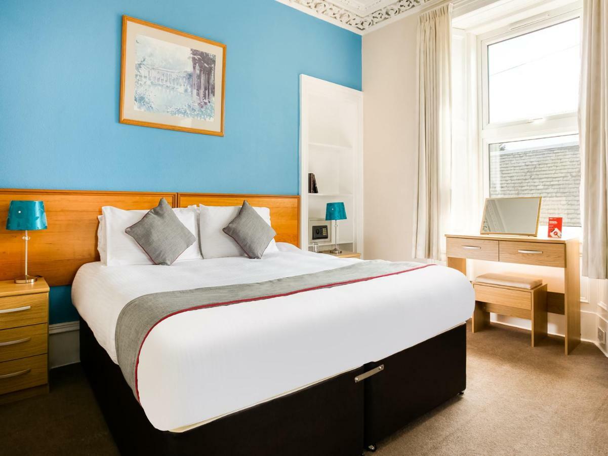 OYO Corner Hotel Carnoustie Eksteriør bilde